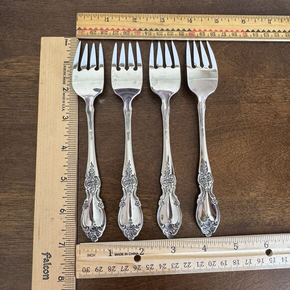 4 Oneida Raphael Salad Forks Distinction Deluxe Stainless Flatware Replacement 2 - Picture 9 of 9